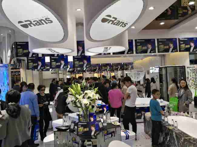 情歌王子黃格選燃爆鄂爾多斯，歐路莎20周年慶鄂爾多斯站完美收官